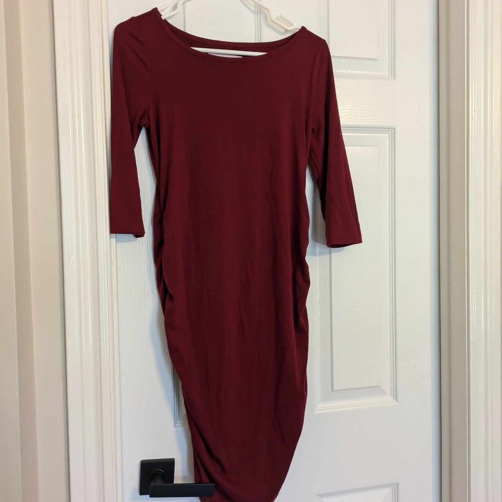 Old Navy Red Ruched Bodycon Maternity Dress